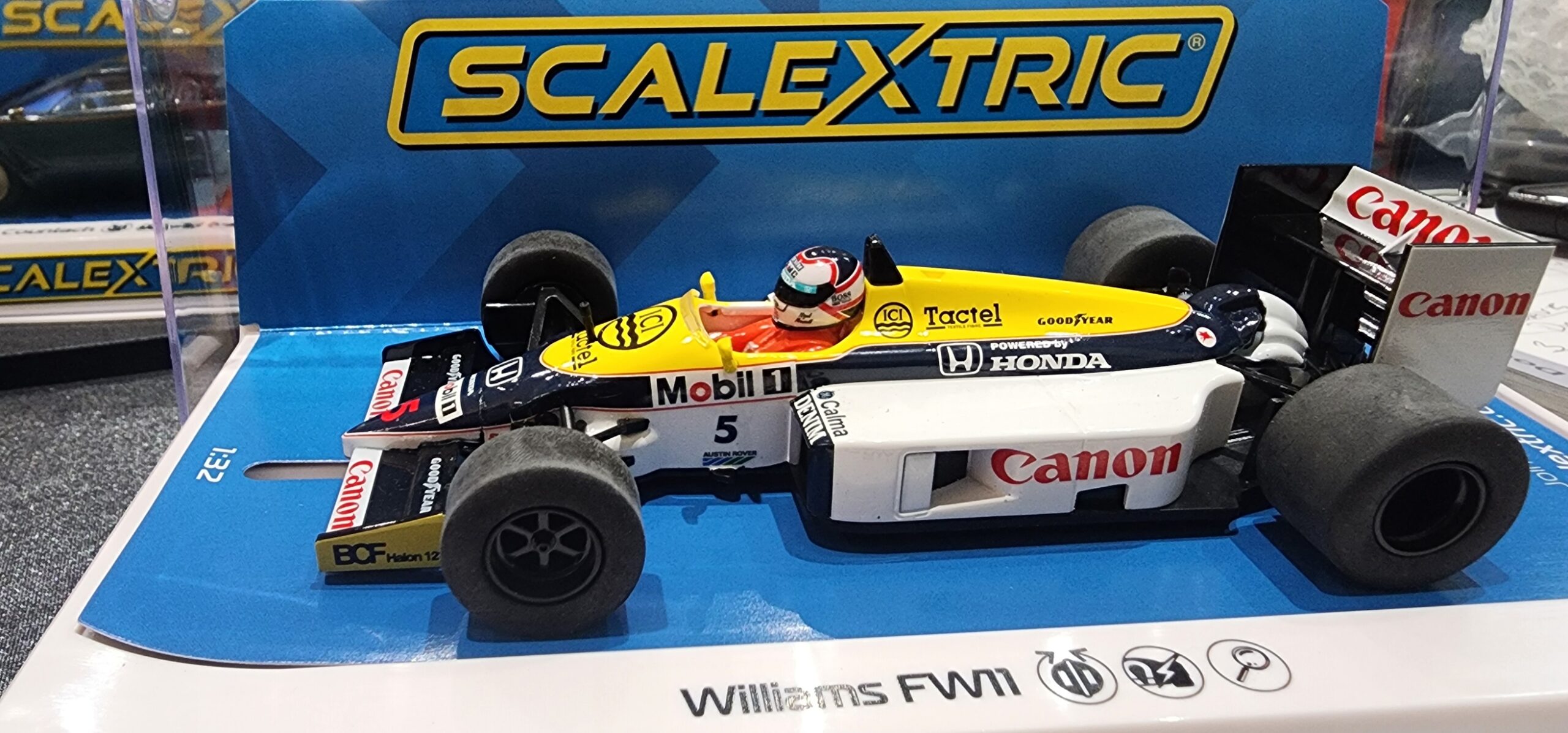 Scalextric C4318 Williams FW11 1986 British Grand Prix Nigel