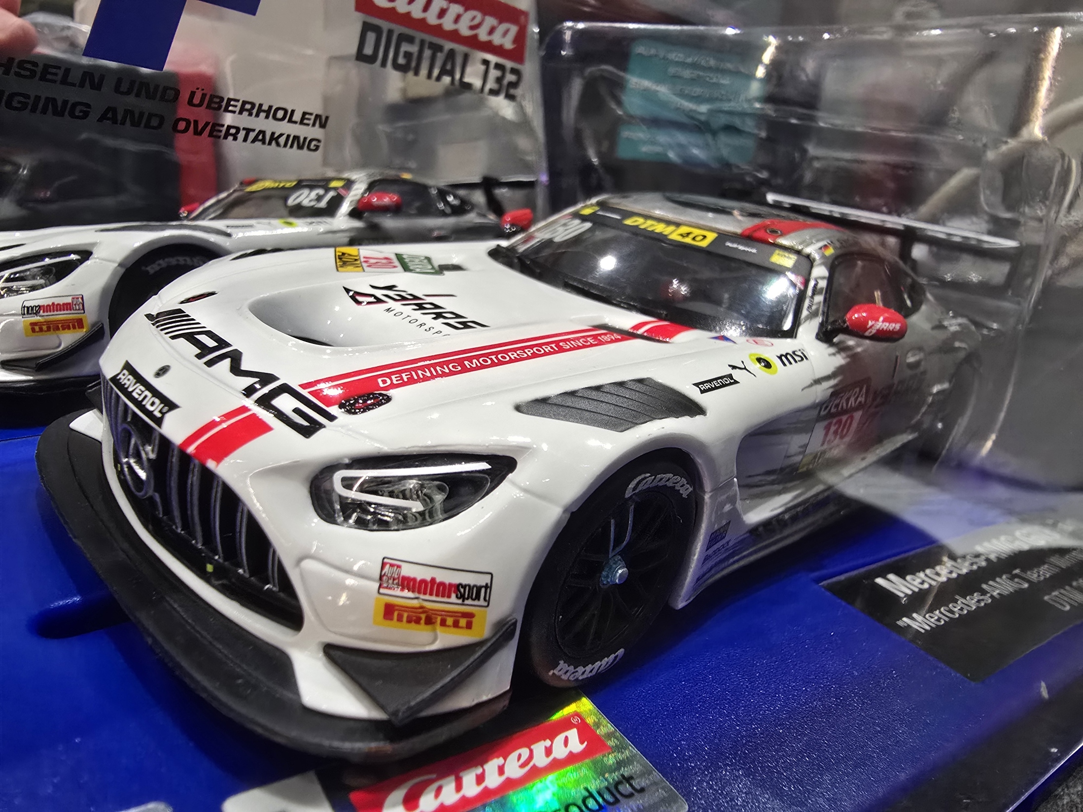 Carrera Digital 1/32 32061 Mercedes-AMG GT3 Evo "Mercedes-AMG Team Winward, No.130" DTM 2024 - Image 4